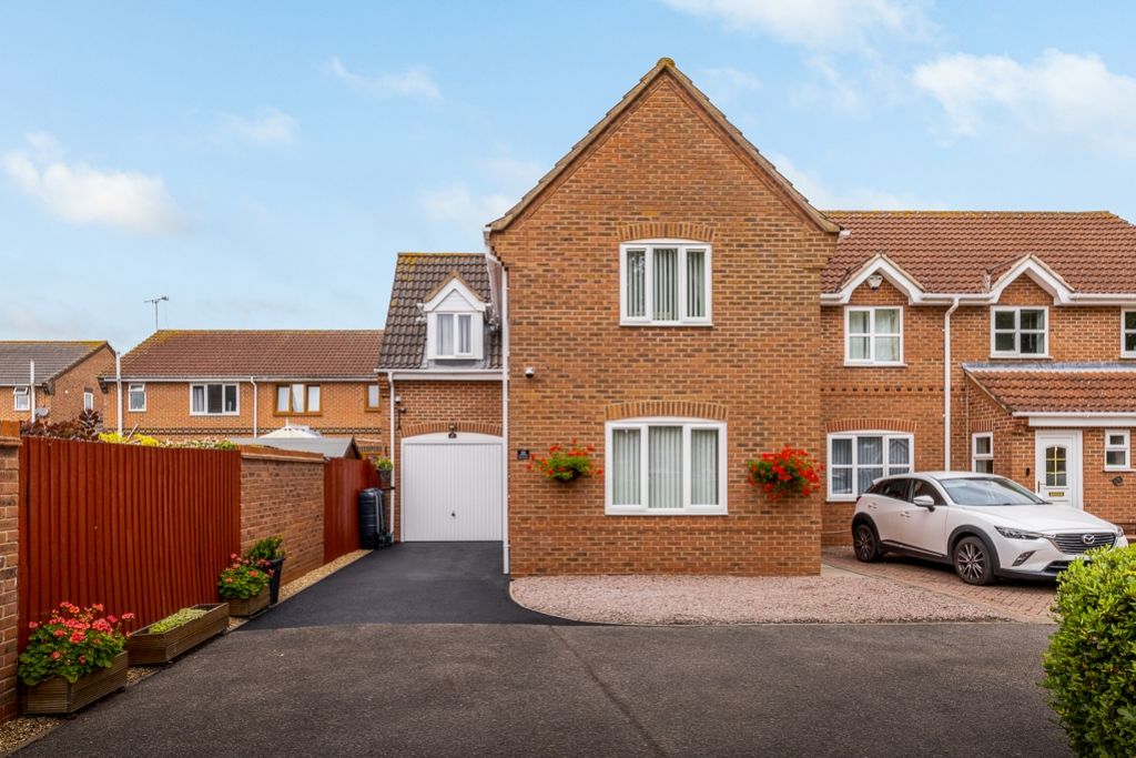 Property photo 1 of 27 33 Horse Fayre Fields (Spalding)-6