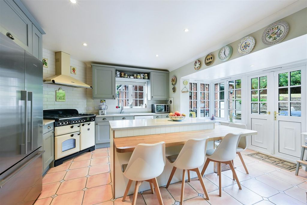 Property photo 2 of 26 Hylands- (23).Jpg