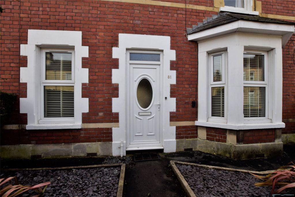 Property photo 2 of 12 External