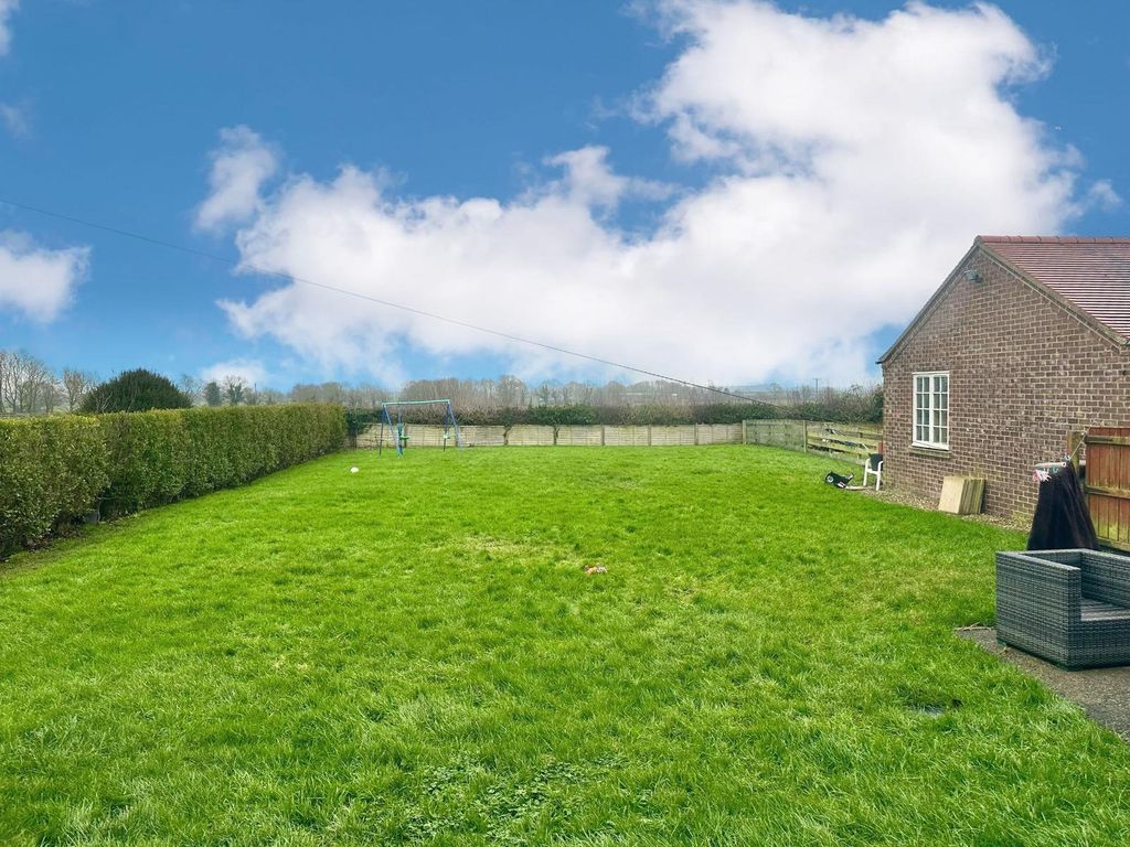 Additional image 11 of 4 bed detached house to rentMain Street, Beswick, Driffield, East Riding Of Yorkshi YO25