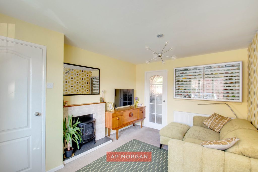 Property photo 3 of 11 Picture No. 17