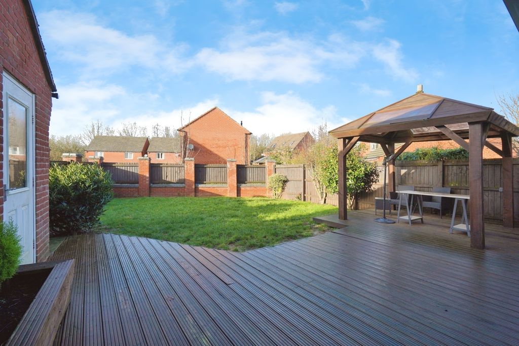 Property photo 2 of 23 Pbox-Img.Jpg