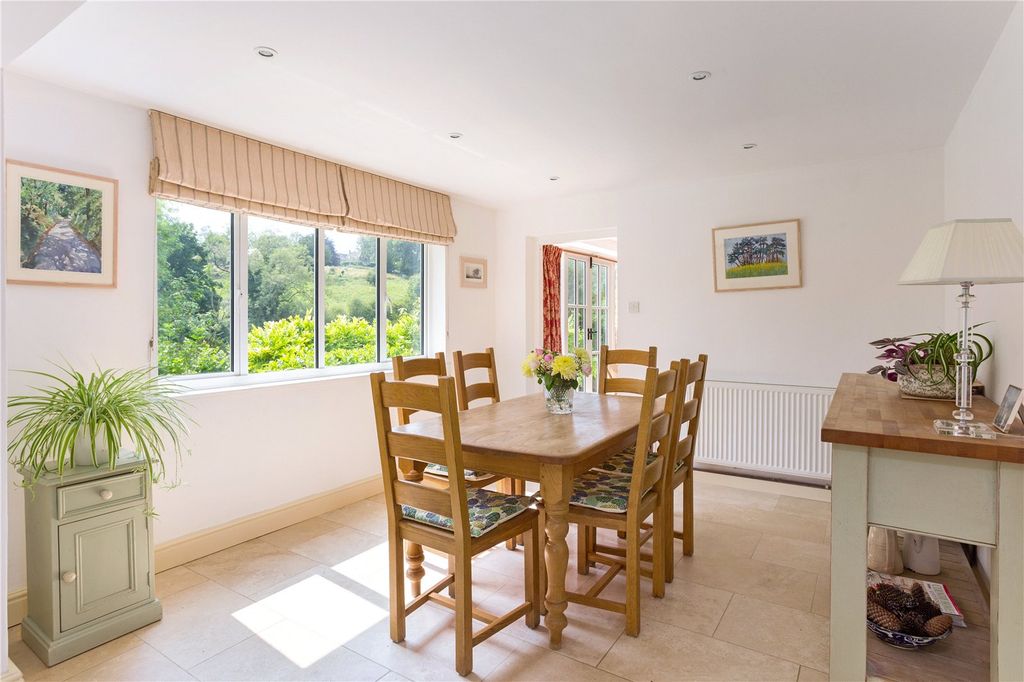 Property photo 3 of 15 Picture No. 07
