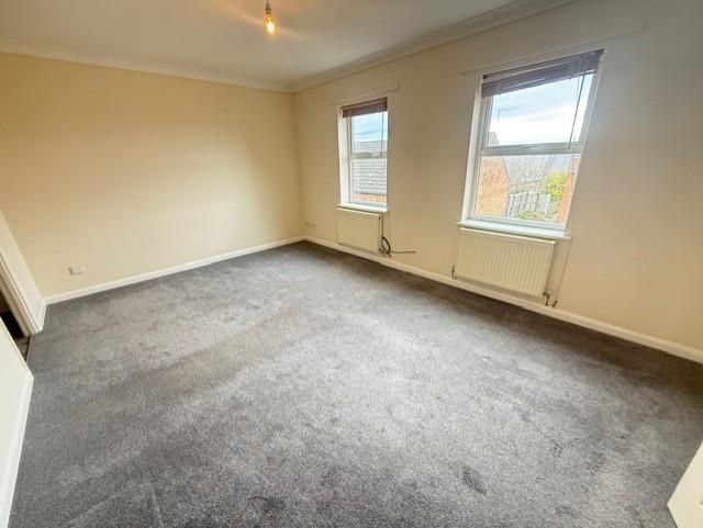 Property photo 2 of 6 Lounge