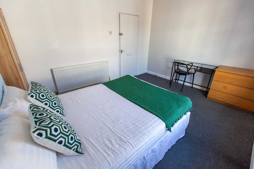 Property photo 2 of 7 1-6