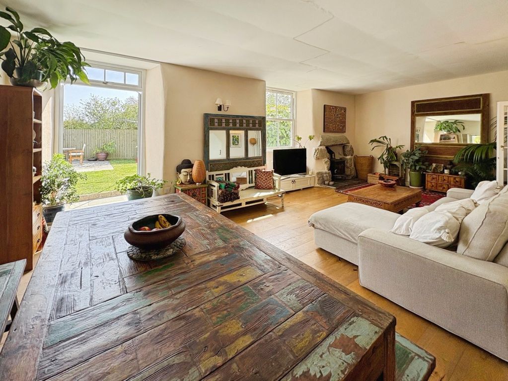 Property photo 2 of 24 5018756