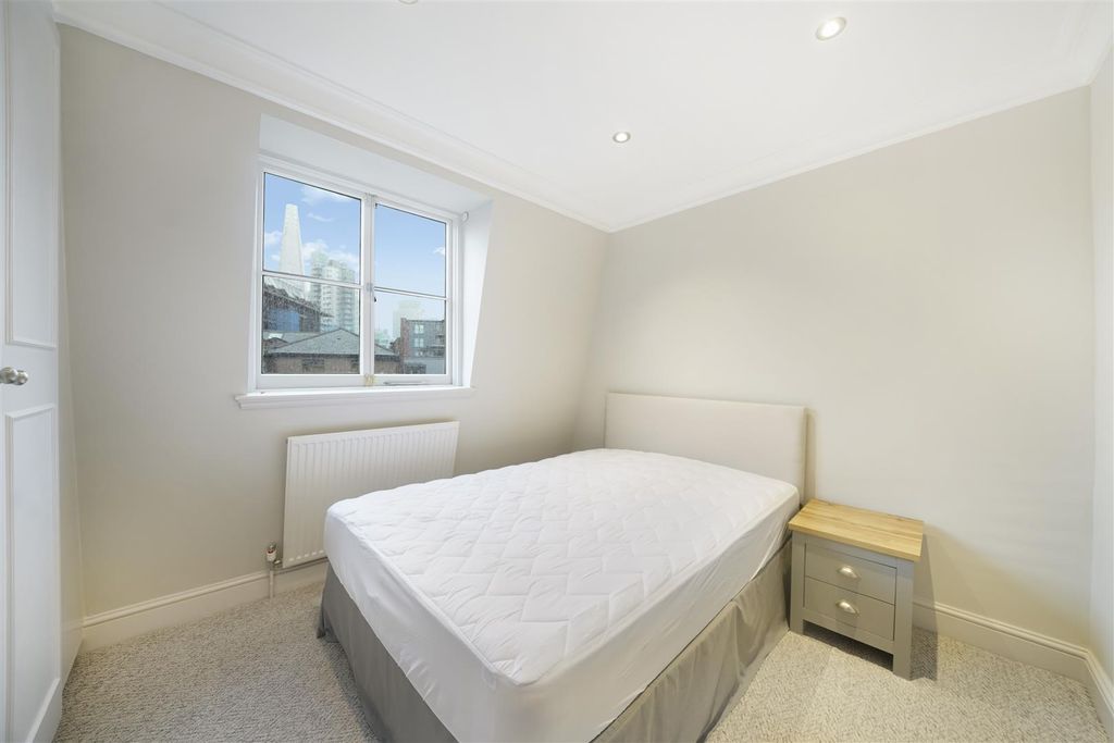 Property photo 2 of 19 Flat C, 59 Trinity Church Square - 7Jtfsedudco6Yms