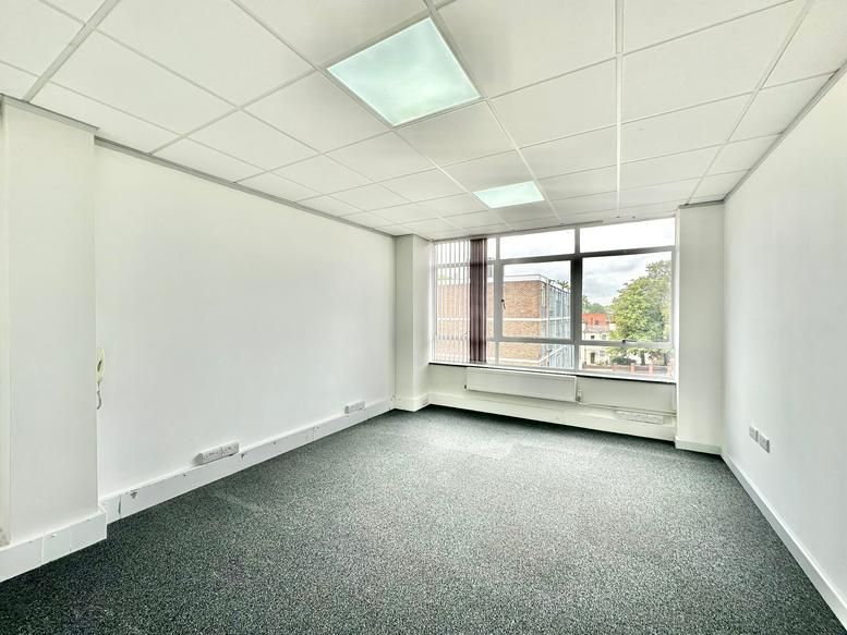 Property photo 3 of 11
