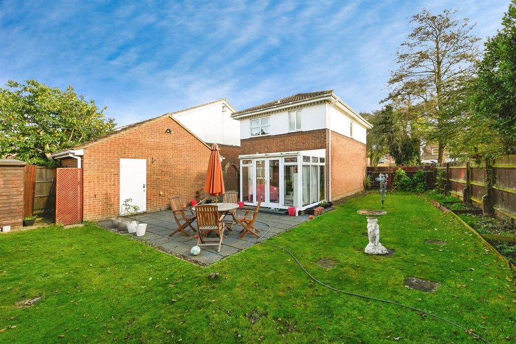 Property photo 1 of 17