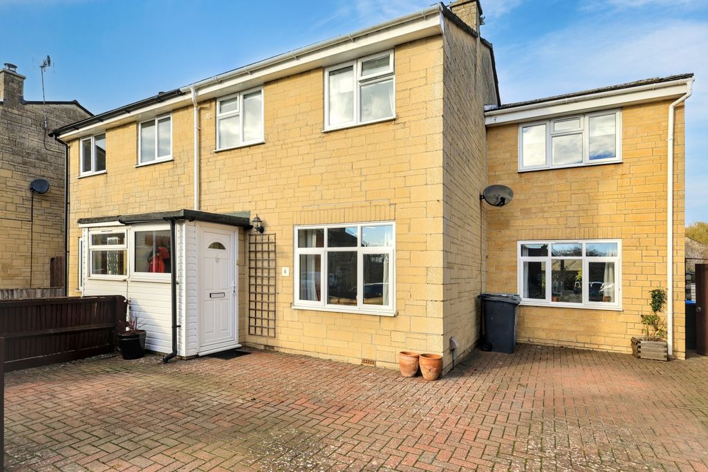 Property photo 1 of 19 Img_5722