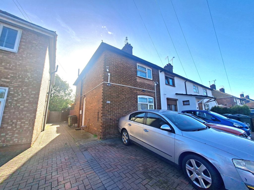 Property photo 2 of 3