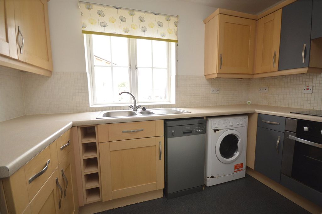 Property photo 2 of 8 Picture No. 09