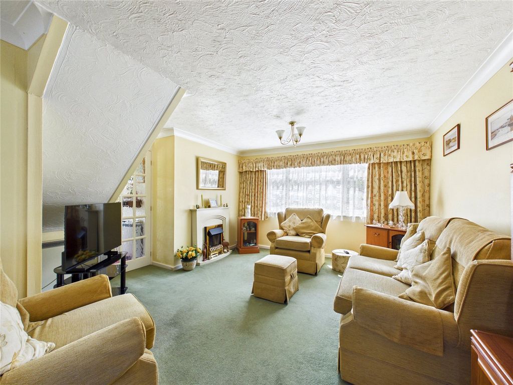 Property photo 3 of 17 Picture No. 10