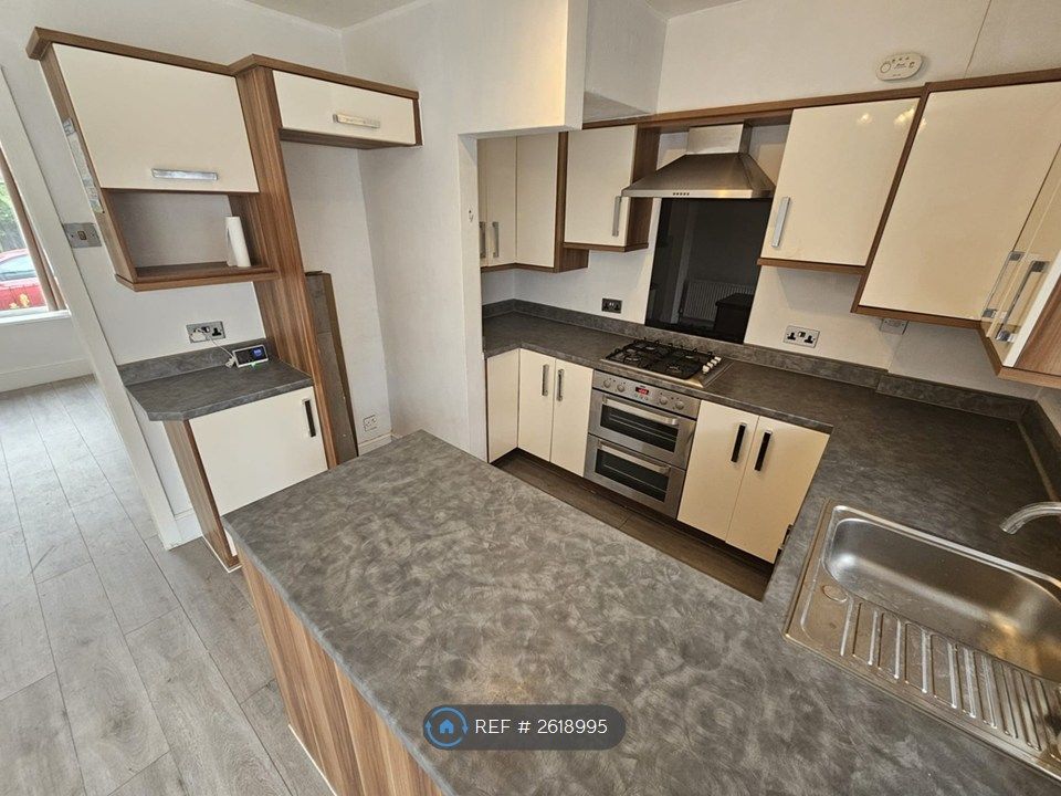 Property photo 1 of 25