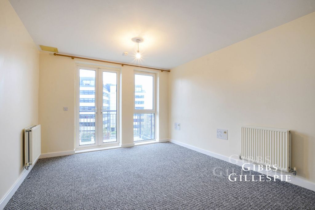 Property photo 3 of 12 Pbox-Img.Jpg