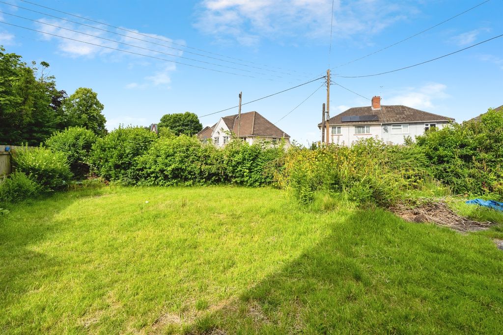 Property photo 2 of 17