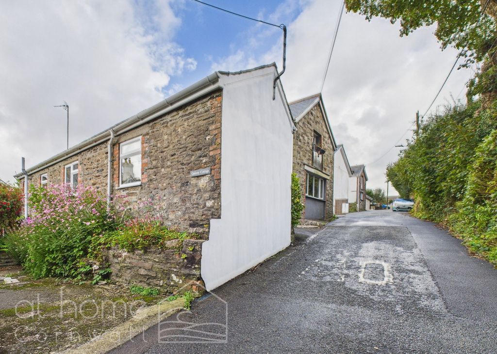 Property photo 1 of 30