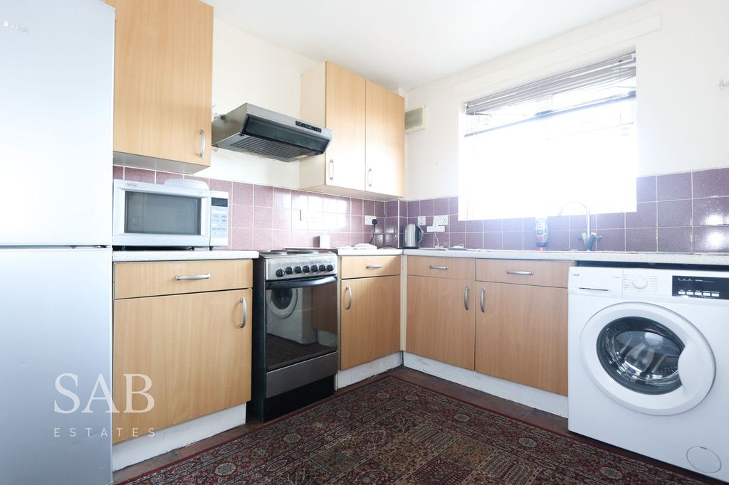 Property photo 2 of 4