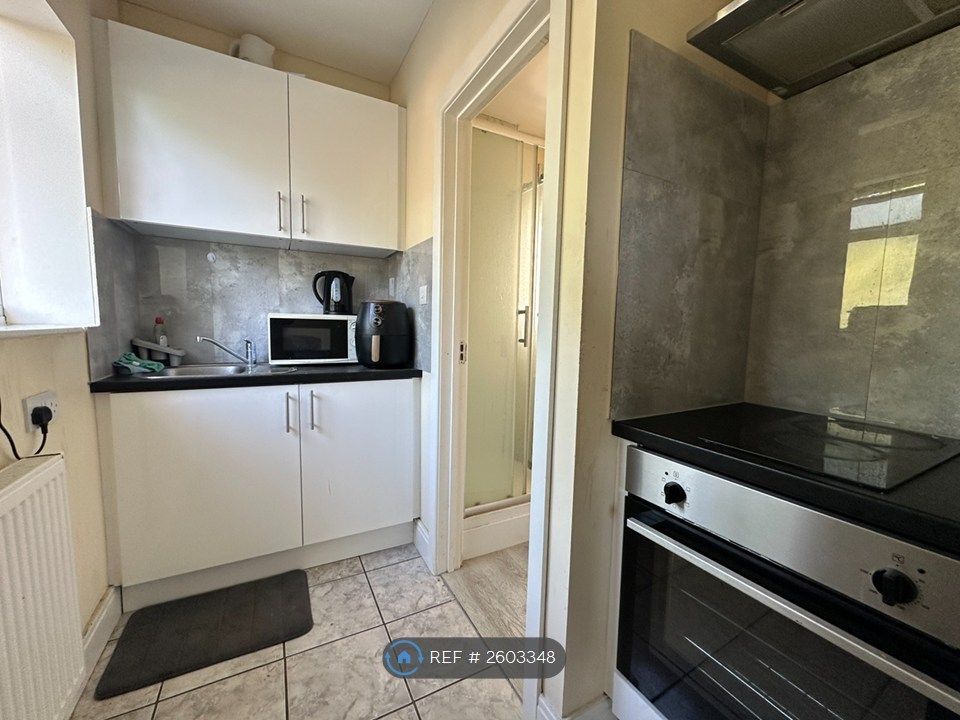 Property photo 3 of 4