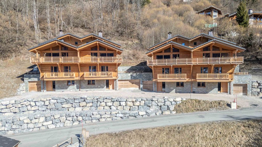 Property photo 2 of 11 Morzine Chalet For S