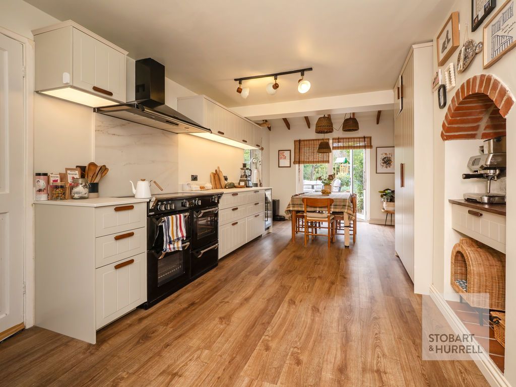 Property photo 3 of 18 Kitchen Diner