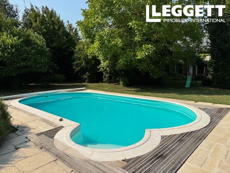 Property photo 2 of 10