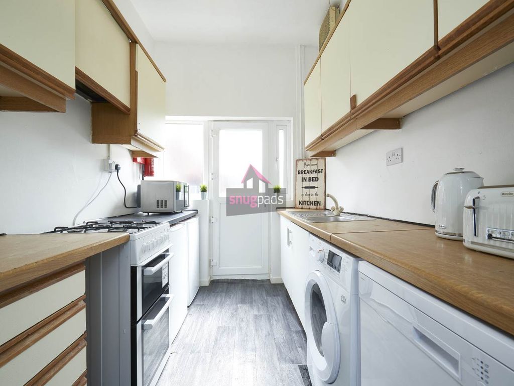 Property photo 3 of 13 3