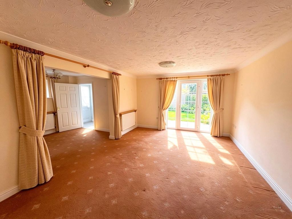 Property photo 2 of 10 Picture No. 03