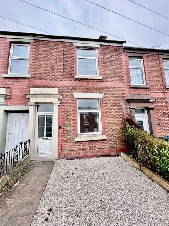 Property photo 2 of 9