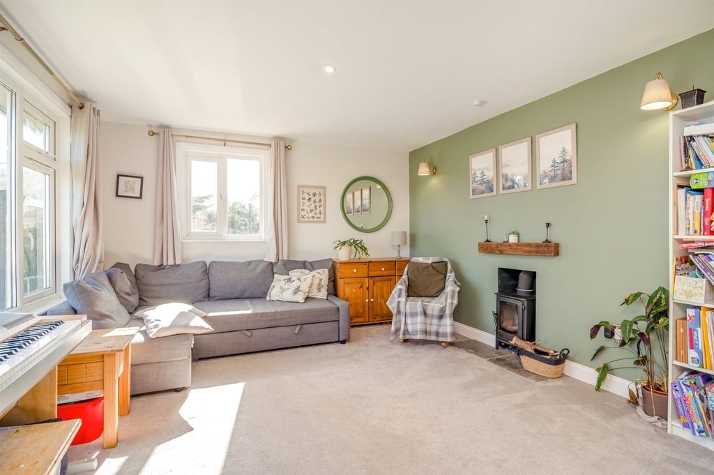 Property photo 3 of 22