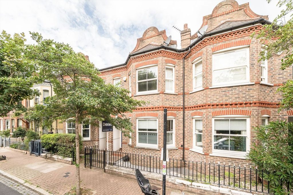 Property photo 1 of 9