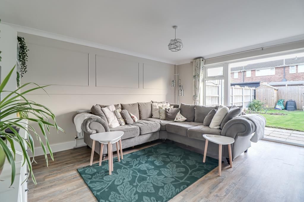 Property photo 3 of 20 Lounge/Diner