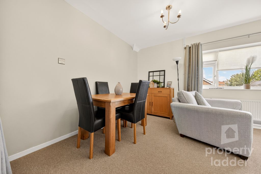 Property photo 3 of 12 Pl-2