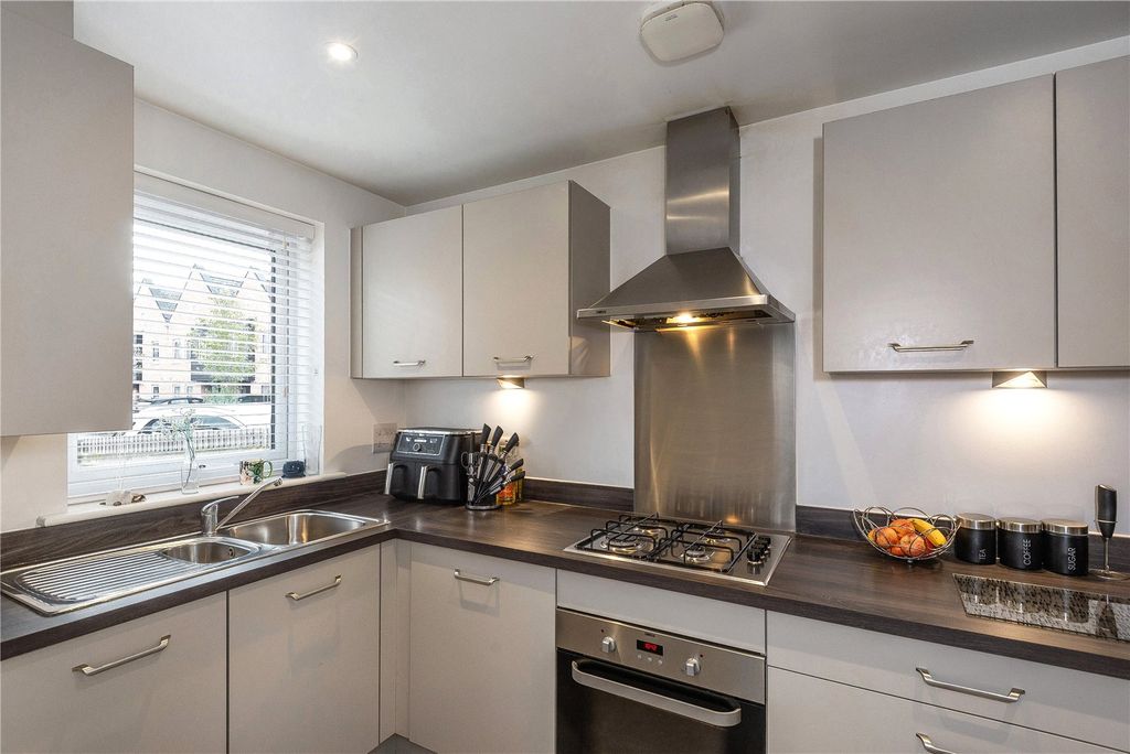 Property photo 2 of 13 Picture No. 01