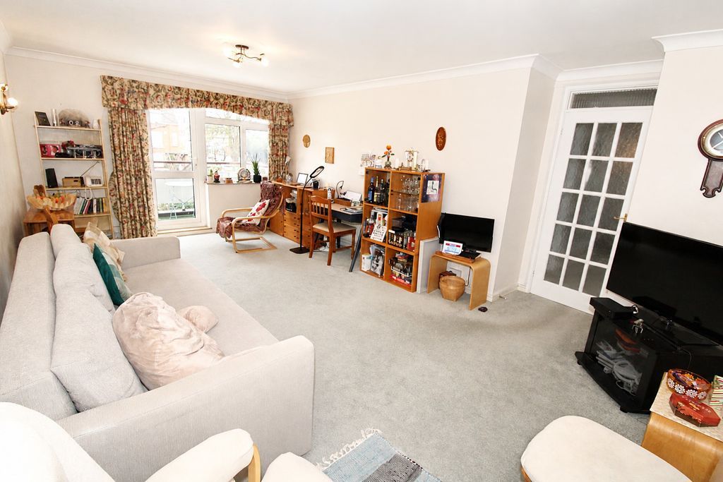 Property photo 3 of 13 Photo 15
