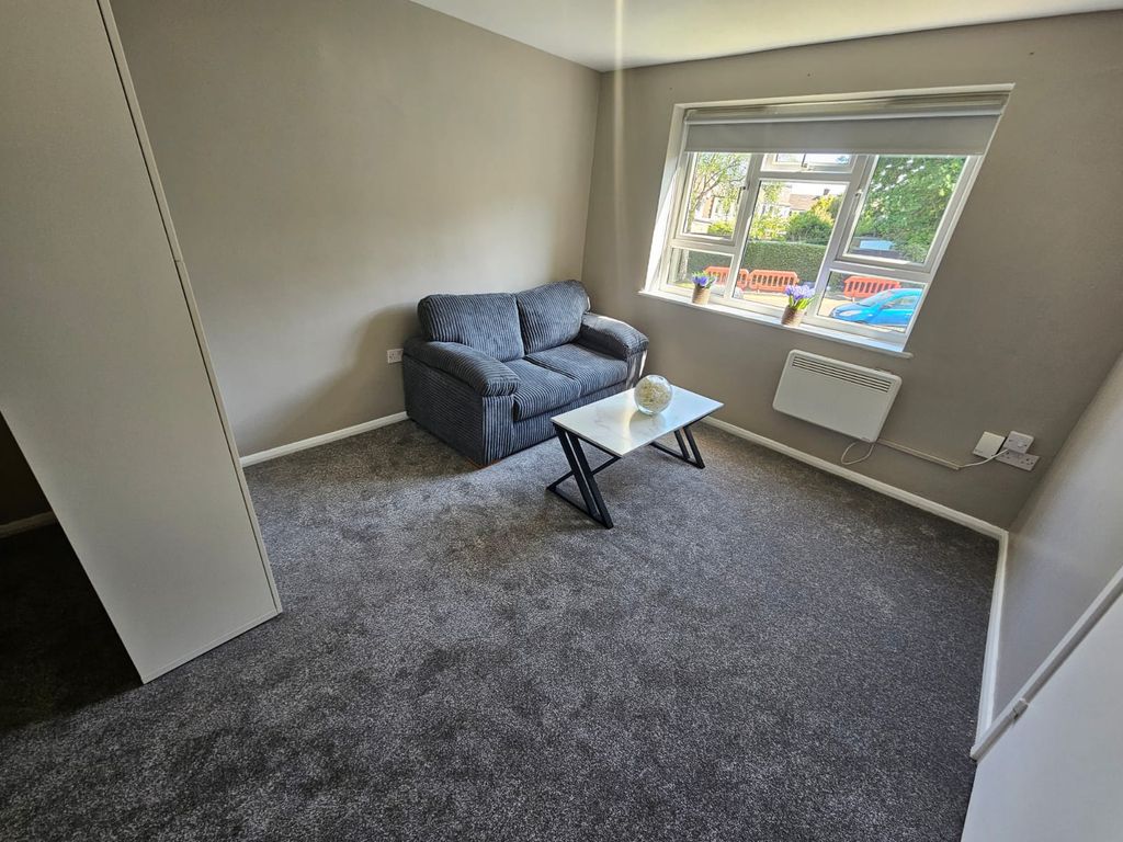 Property photo 3 of 7