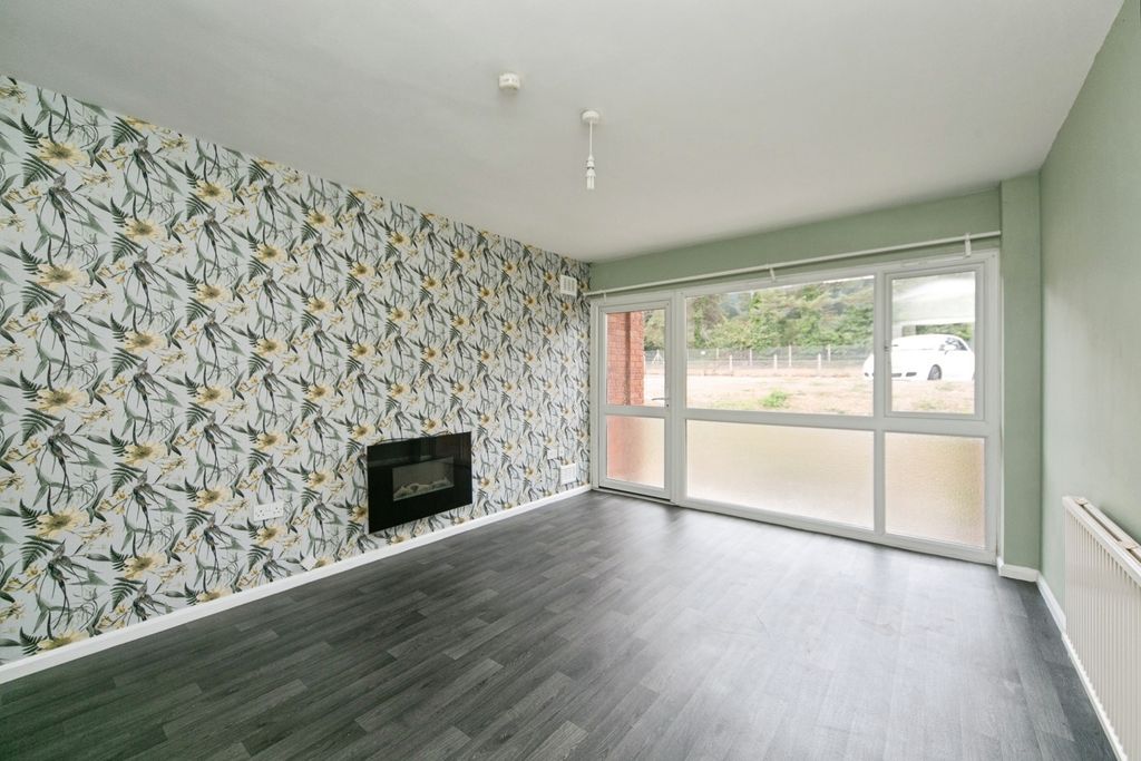Property photo 2 of 13 Pbox-Img.Jpg