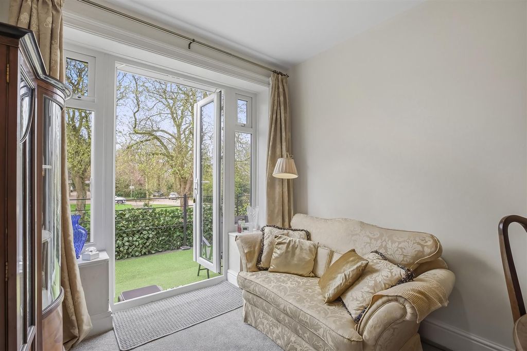 Additional image 11 of 4 bed flat for saleBrooklands Court, Otley LS21