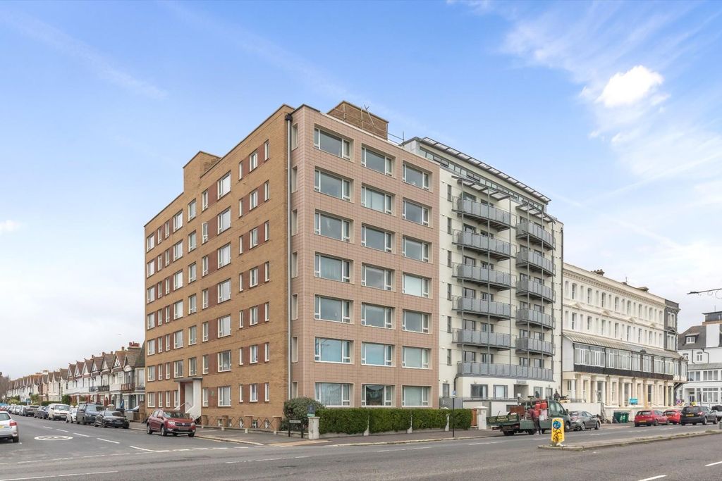 Property photo 1 of 10 Dorset Court 36-9.Jpg