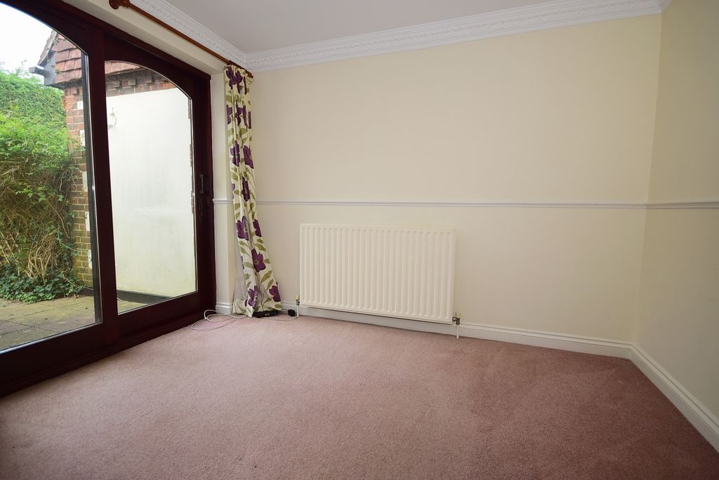 Property photo 3 of 10 Dsc_0123