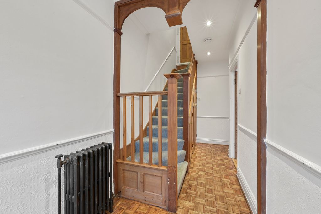 Property photo 3 of 10 Picture No. 01