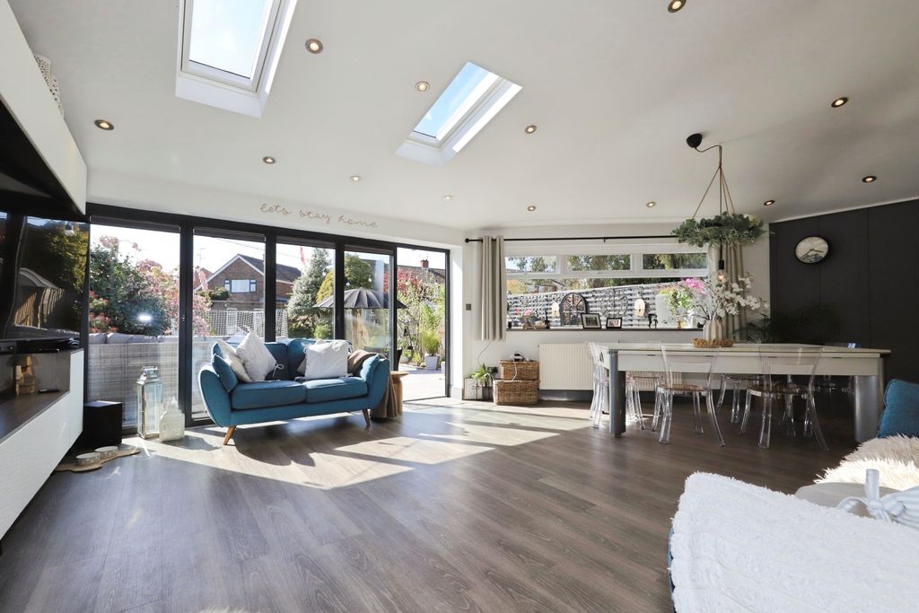 Additional image 7 of 4 bed semi-detached house for saleBruce Road, Kidderminster DY10