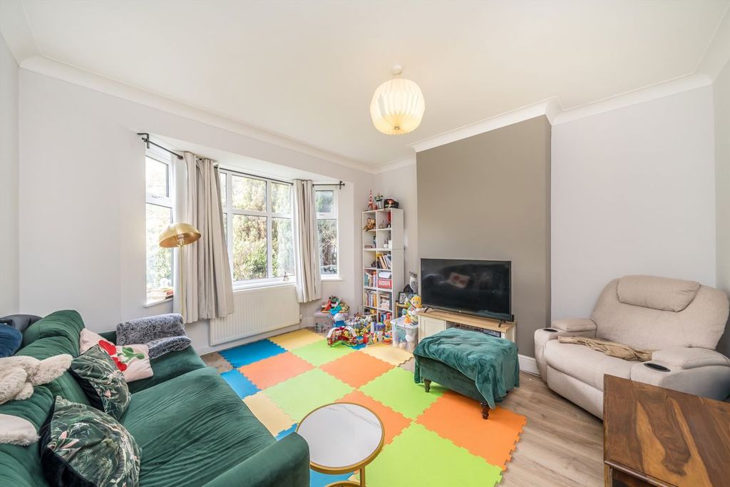 Property photo 2 of 6