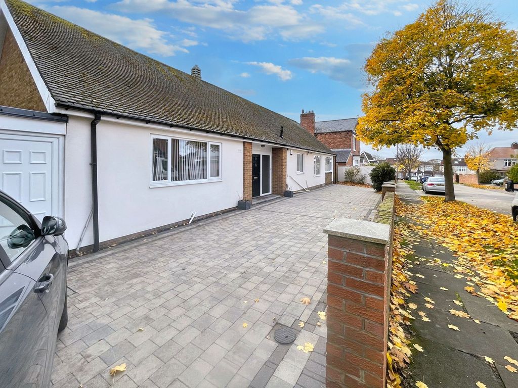 Property photo 1 of 24