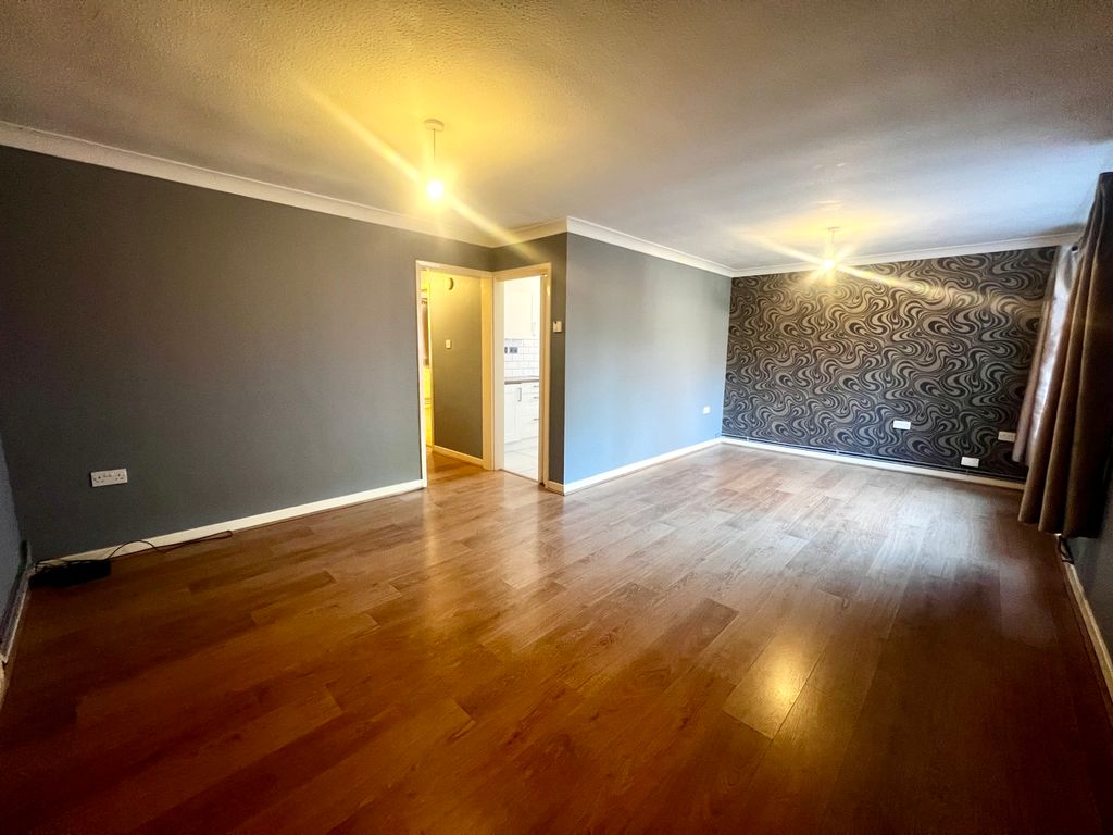 Property photo 1 of 7 Image