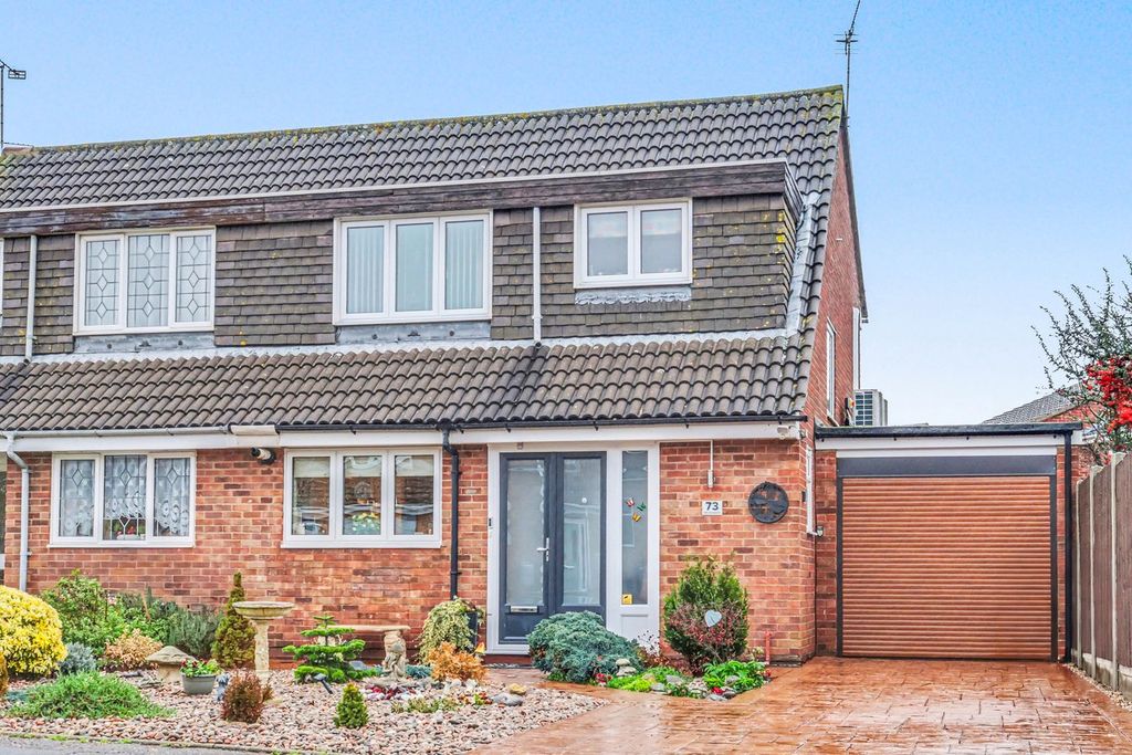 Property photo 1 of 17