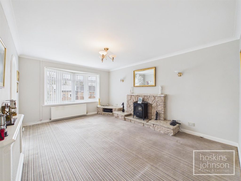 Property photo 2 of 24 Living Room