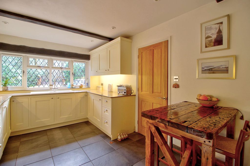 Property photo 3 of 31 Kitchen With Under Floor Heating