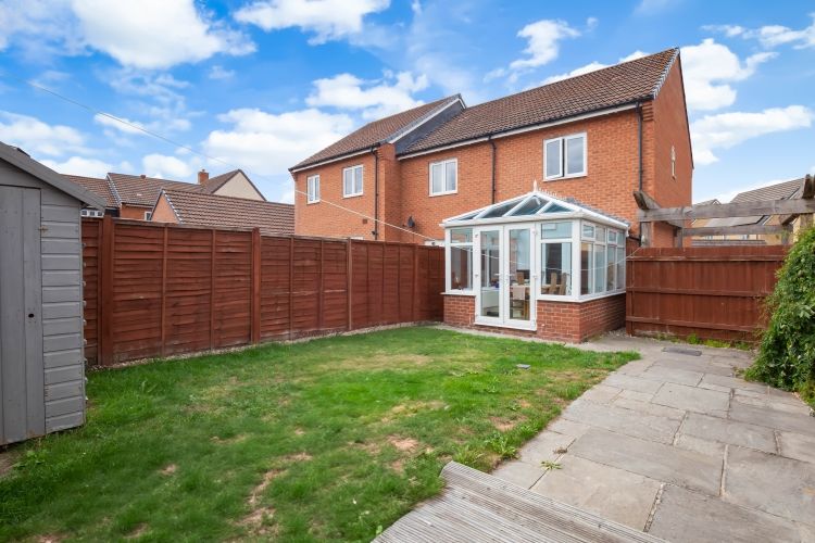 Property photo 1 of 9 300587