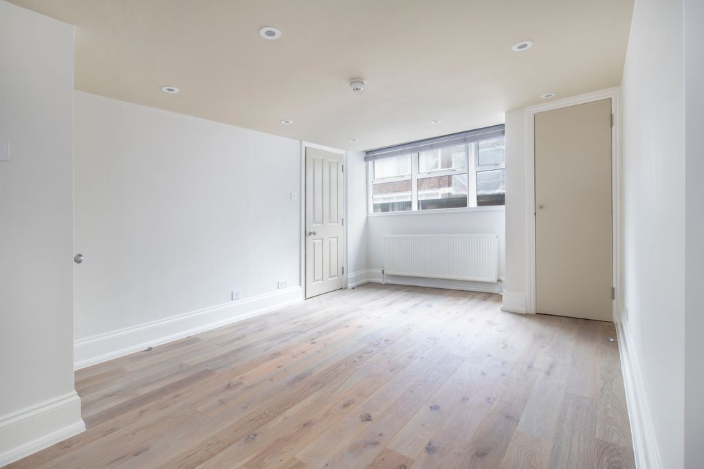 Property photo 1 of 10 Image